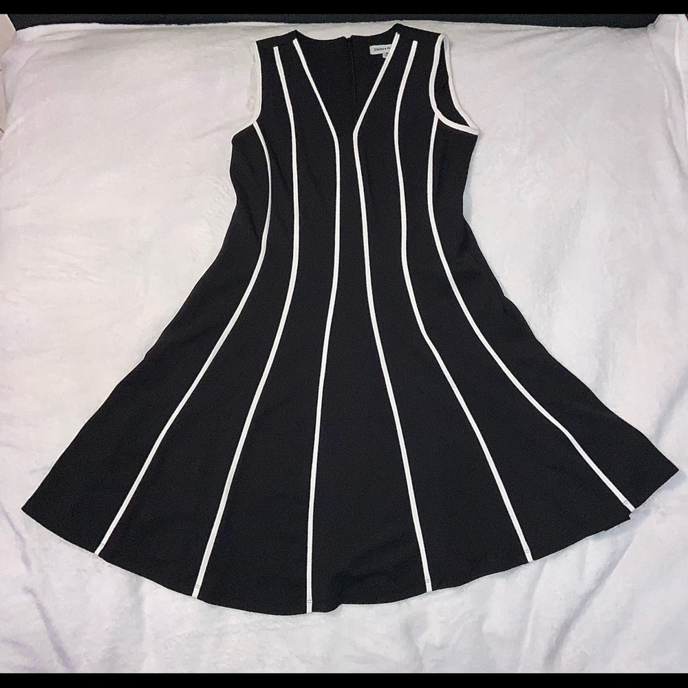 Black & white flare dress